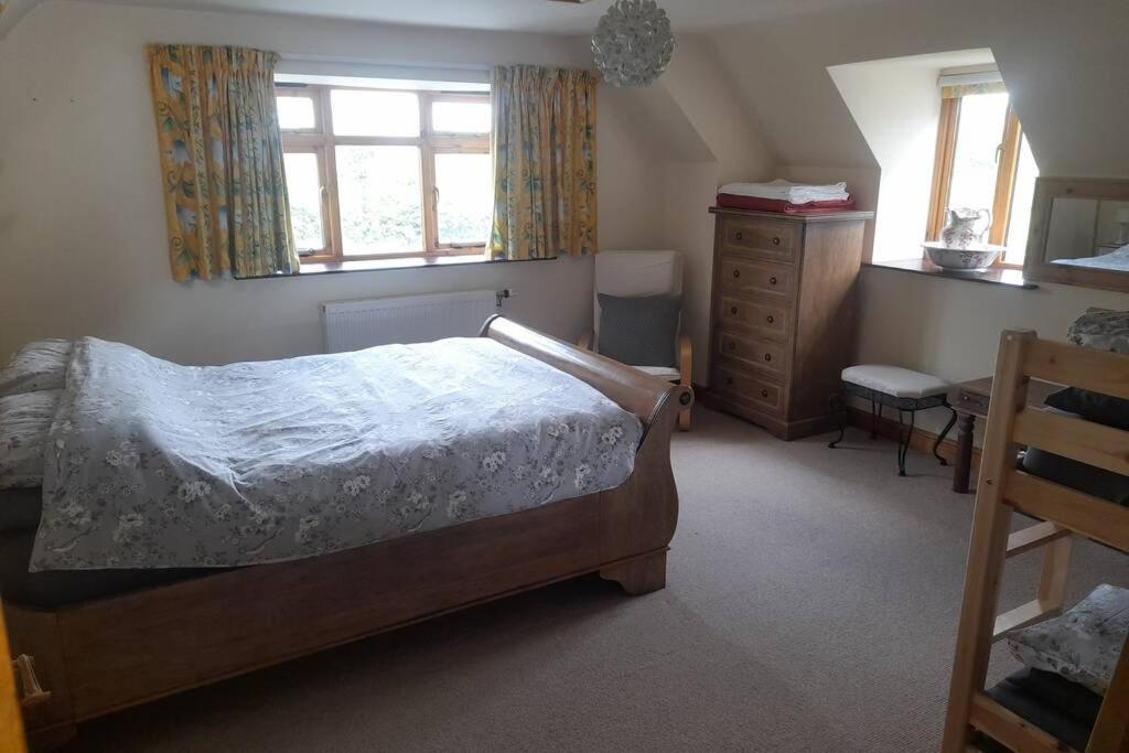 Rowan Cottages With Panoramic Views Of The Stiperstones And Walks On The Doorstep Shrewsbury Exteriör bild