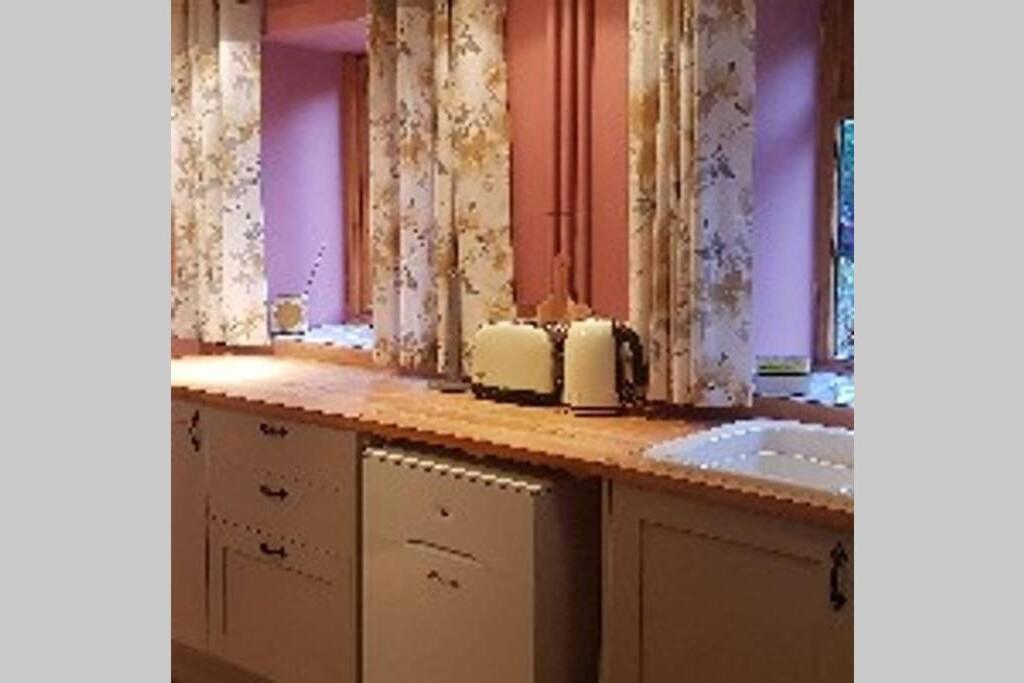 Rowan Cottages With Panoramic Views Of The Stiperstones And Walks On The Doorstep Shrewsbury Exteriör bild
