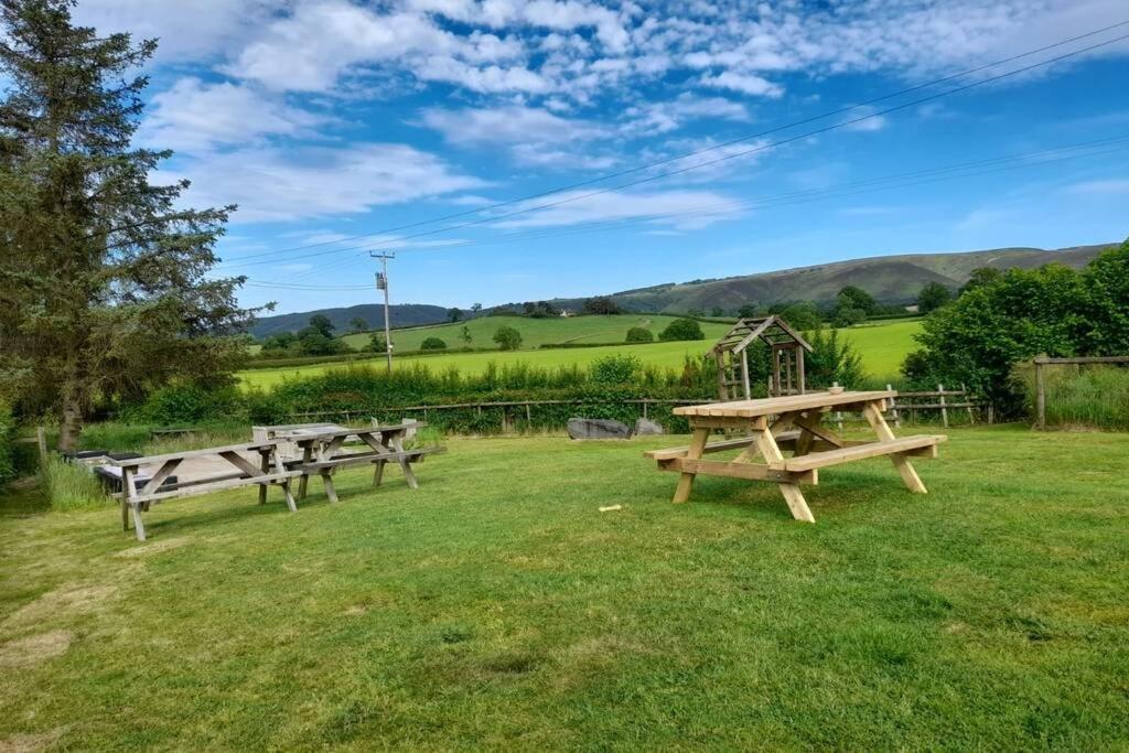 Rowan Cottages With Panoramic Views Of The Stiperstones And Walks On The Doorstep Shrewsbury Exteriör bild